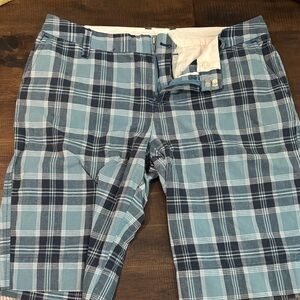 Vintage Gap women’s Bermuda Blue Plaid Shorts